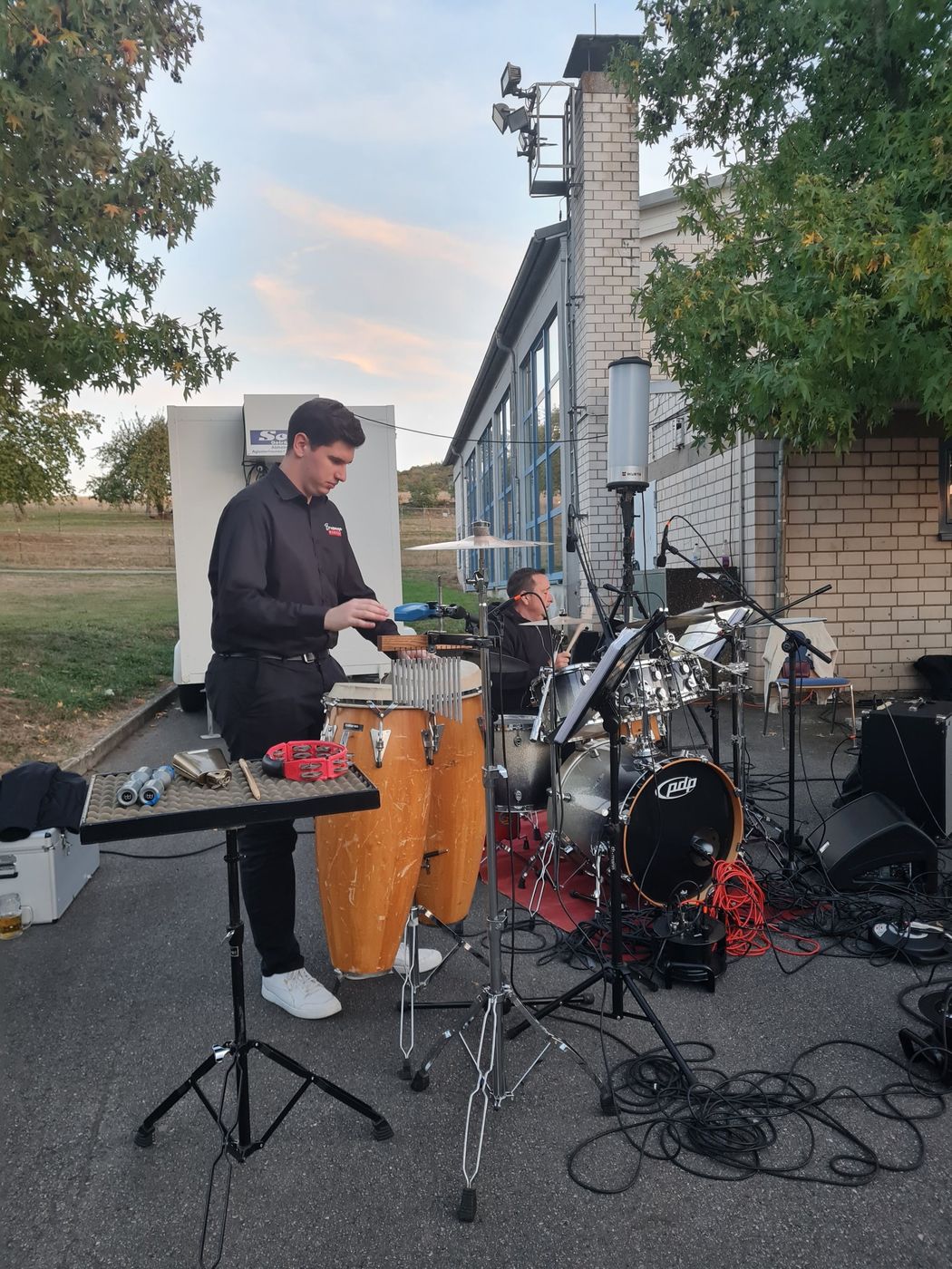 Brassanova Big Band: Schlagzeug und Percussion